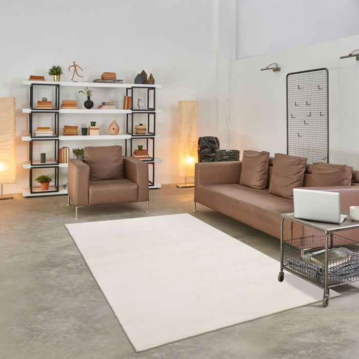 LYN10 LAVABLE