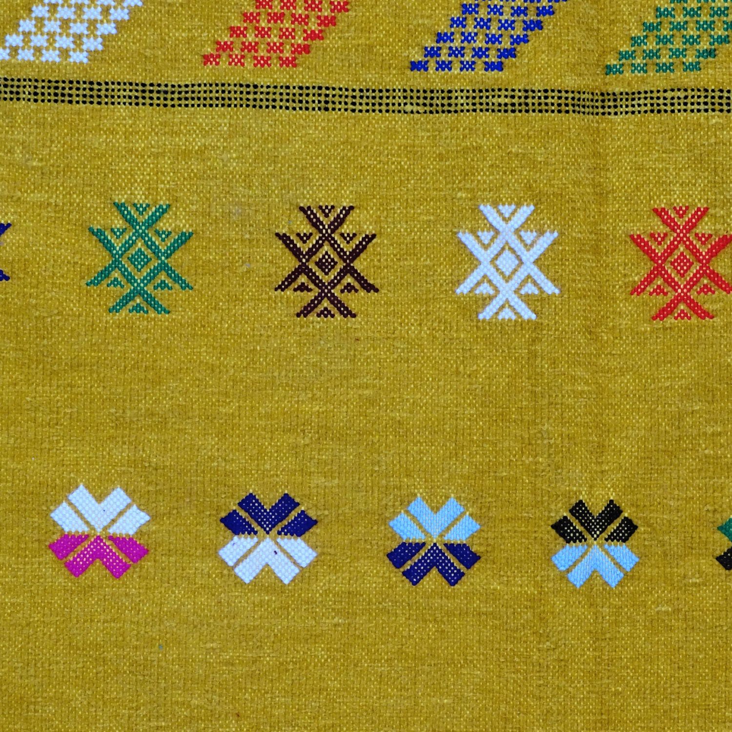TAPIS KILIM EN VELOURS 1