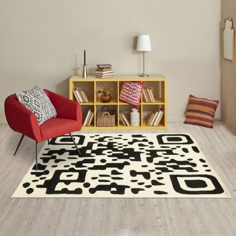 LYN1 QR