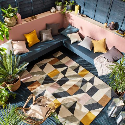 Tapis d'extérieur fait à la machine NUEVO Multicolore