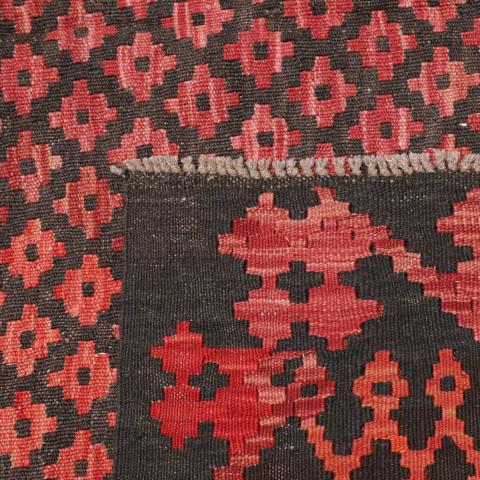 KILIM 11