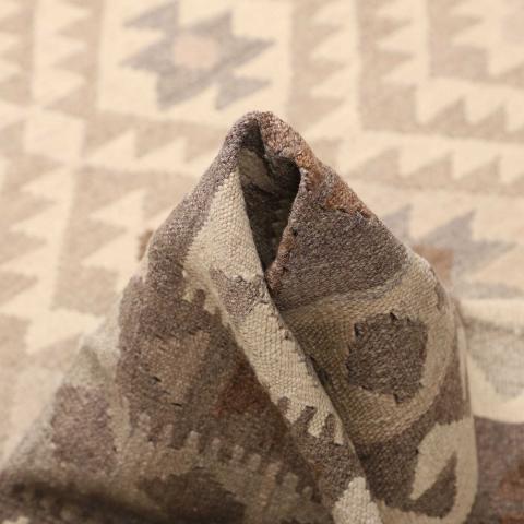 KILIM 26