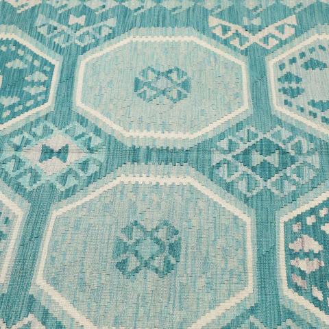 KILIM 38
