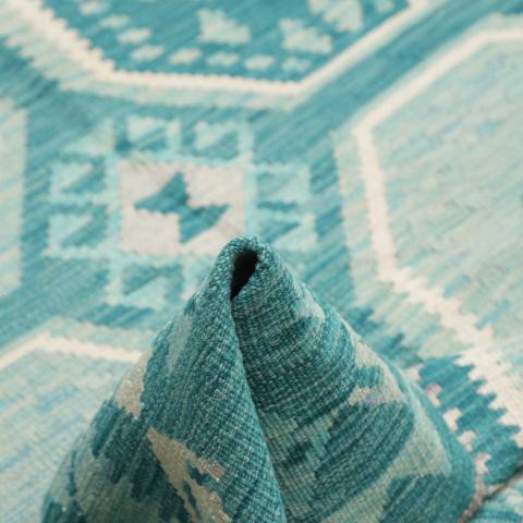 KILIM 38