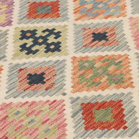 KILIM 44