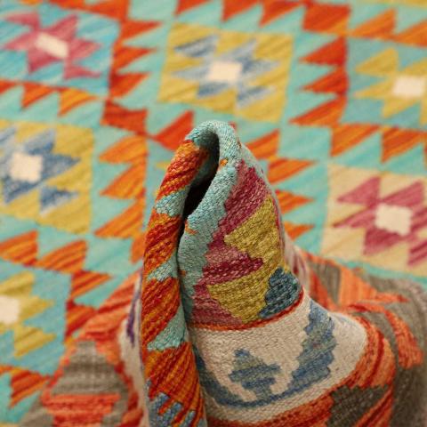 KILIM 66