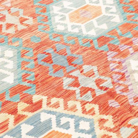 KILIM 82