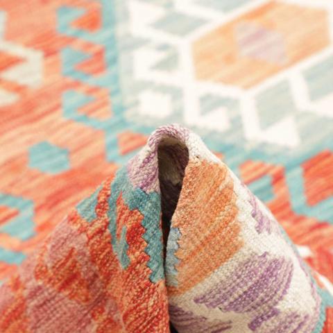 KILIM 82