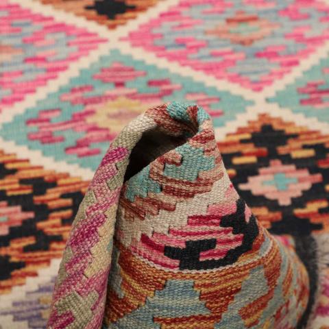 KILIM 89
